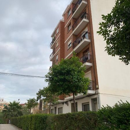 Отель Habitacion Privada En Piso Compartido Валенсия Экстерьер фото